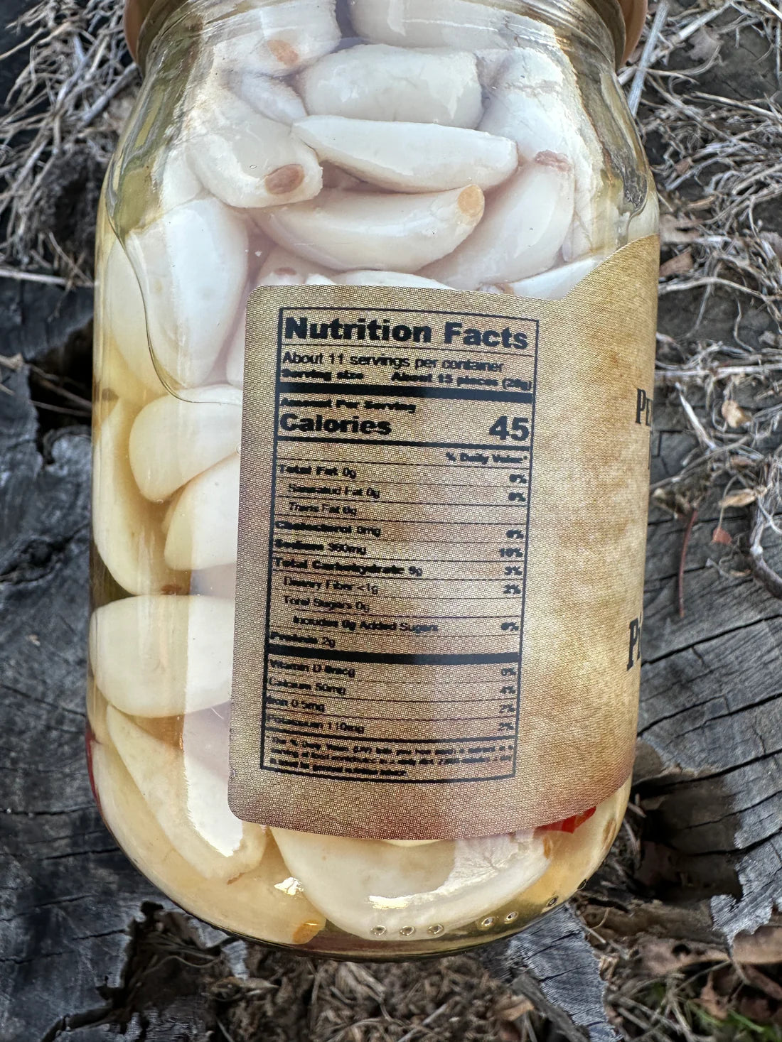16 oz jar of Pepper Belly Pete’s Spicy Pickled Garlic with jalapeño peppers nutrition